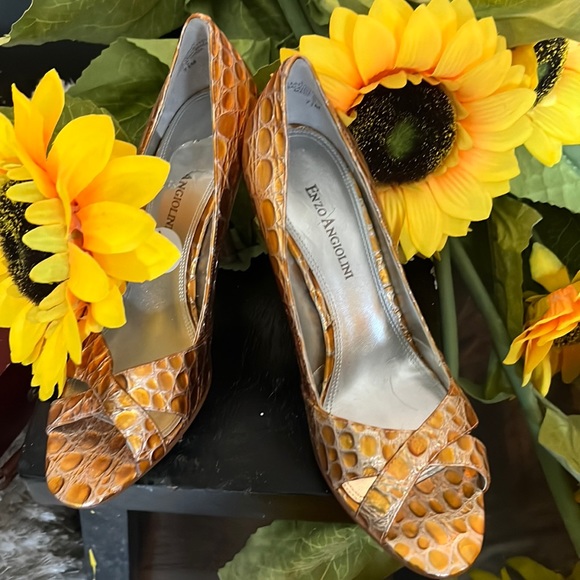 Enzo Angiolini Heels, New never worn , Size 7.5 - Picture 1 of 6